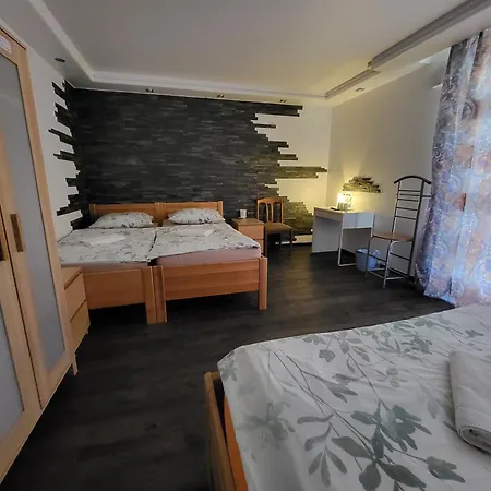 Penzion Seelze-letter Monteurzimmer / / Messezimmer