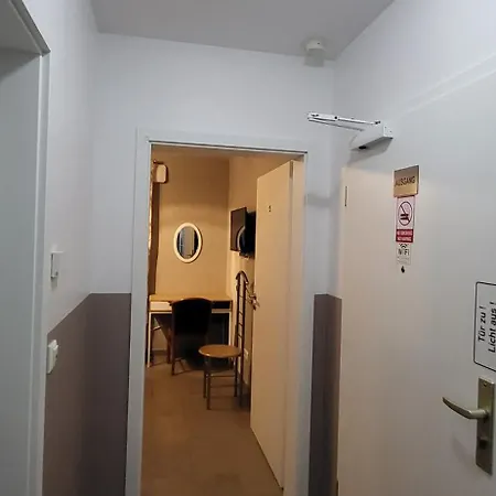 Gæstehus Seelze-letter Monteurzimmer / / Messezimmer *
